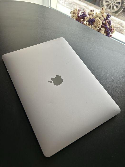 Apple MacBook Air 13 2019 р. SSD 128 gb