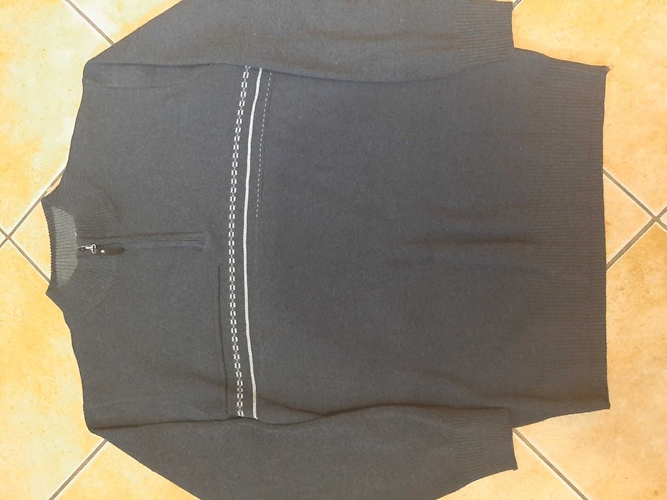Sprzedam męski sweter