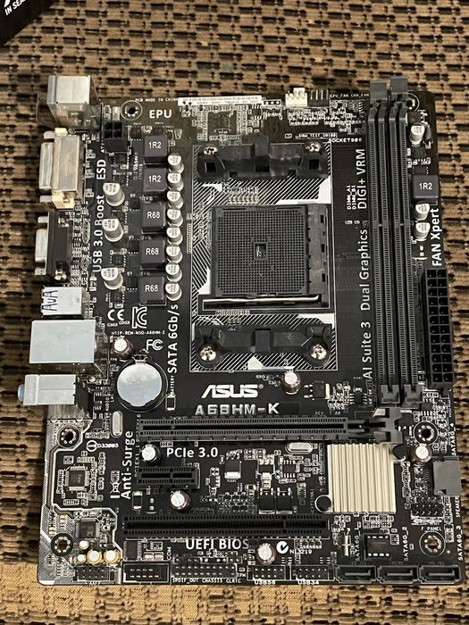 Материнська плата A68HM-K