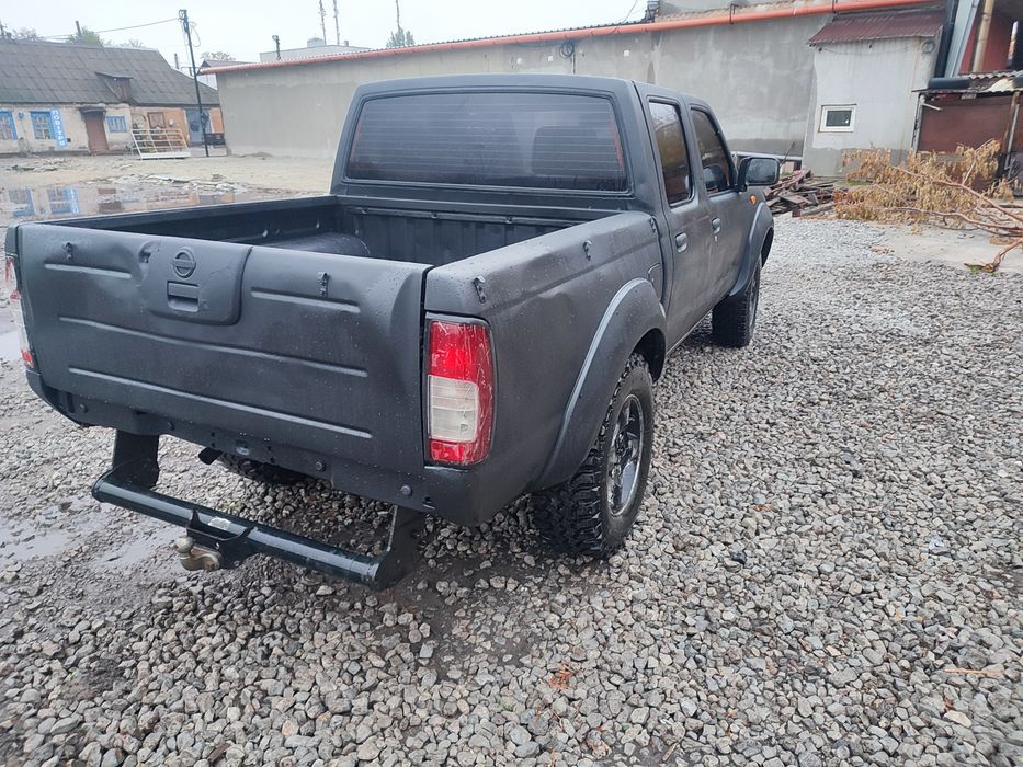 Продам Nissan Navara 2005р