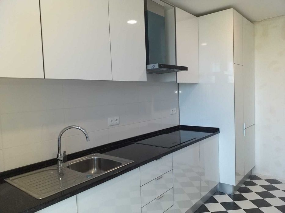 JANEIRO descontos COZINHAS, ROUPEIROS e Closets. Consulte-nos!