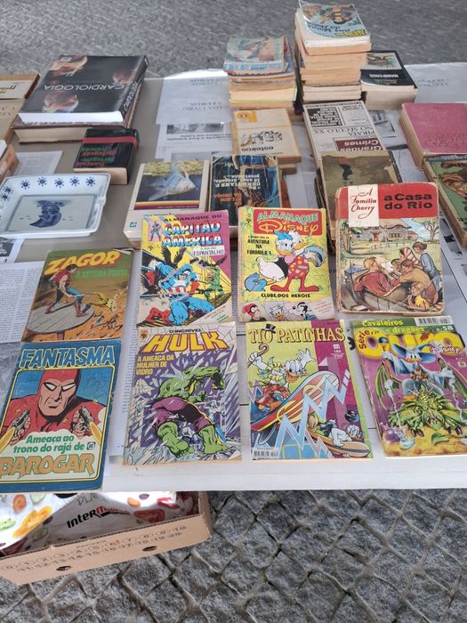 Livros infantis Disney, Homem Aranha, Hulk e muitos mais