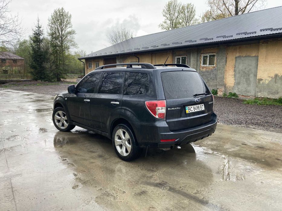 Гарне авто Повний привід