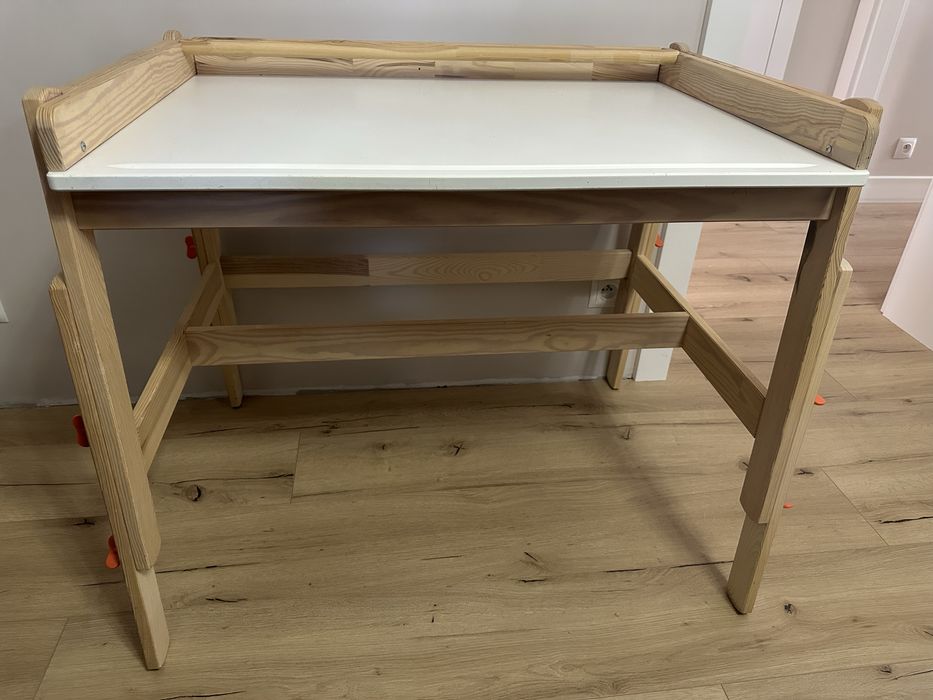 Biurko stolik flisat Ikea