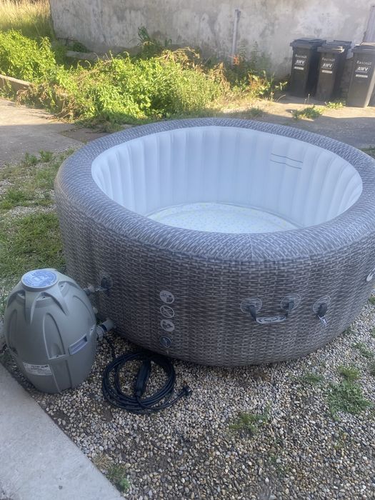 Jacuzzi Lay Z Spa Honolulu