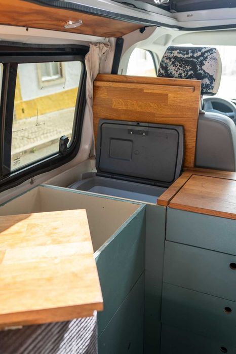 Volkswagen T5.2 Campervan 2014, teto elevável SCA 192, autocaravana M1