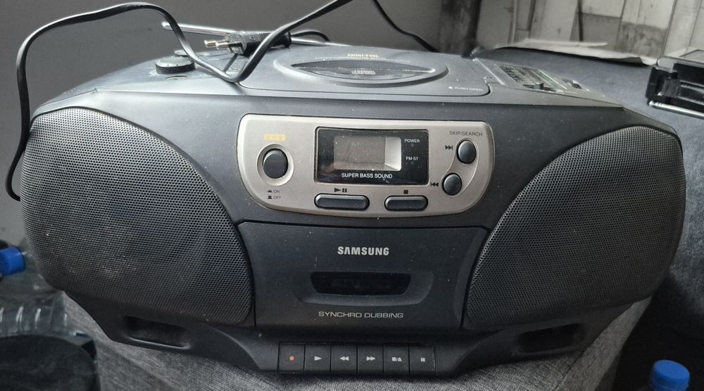 radioodtwarzacz i CD