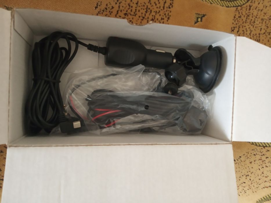 Відеореєстратор з  камерою заднього виду