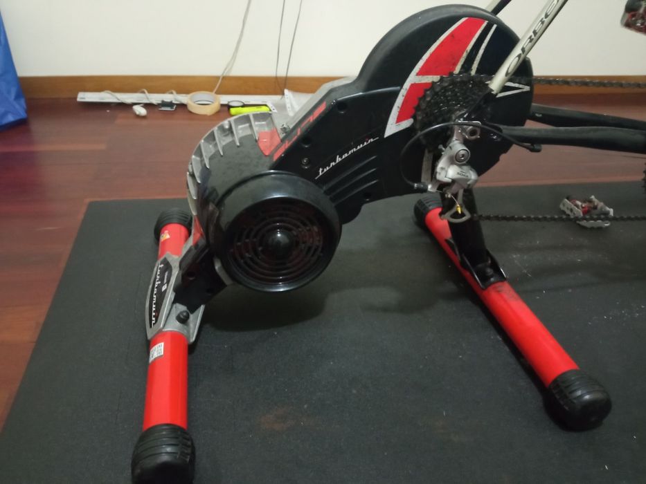 Rolo de bicicleta (elite Turbo Muin Smart B+)