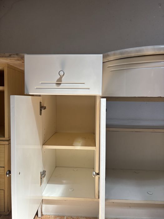 Móvel de casa de banho com tampo de mármore