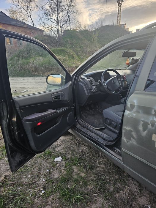 SSANG YONG KYRON 2006 VIN KPTS0A1KS6P040871 фото оголошення 2 з 8