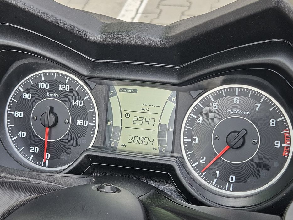 Максі скутер Yamaha Xmax 250 з Японії