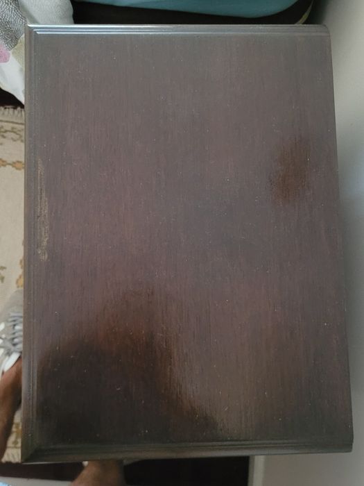 Camiseiro com puxadores em vidro