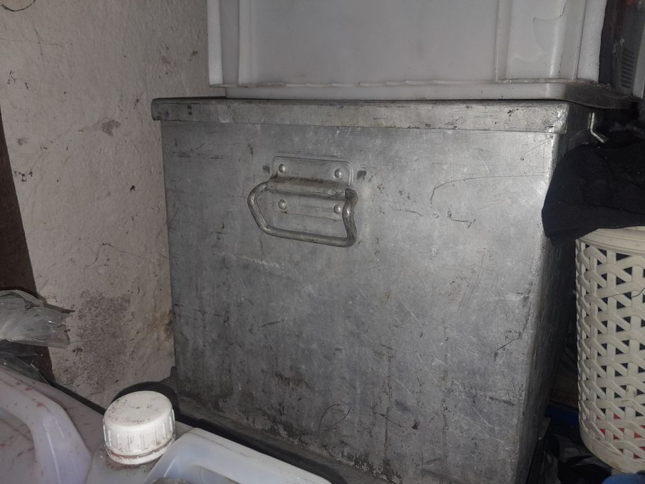 Pojemnik aluminiowy
