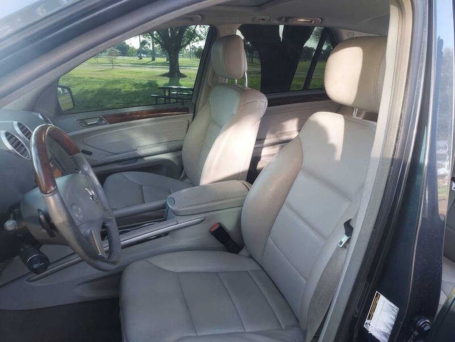 Mercedes-Benz M-Class ML 350 4MATIC      2011