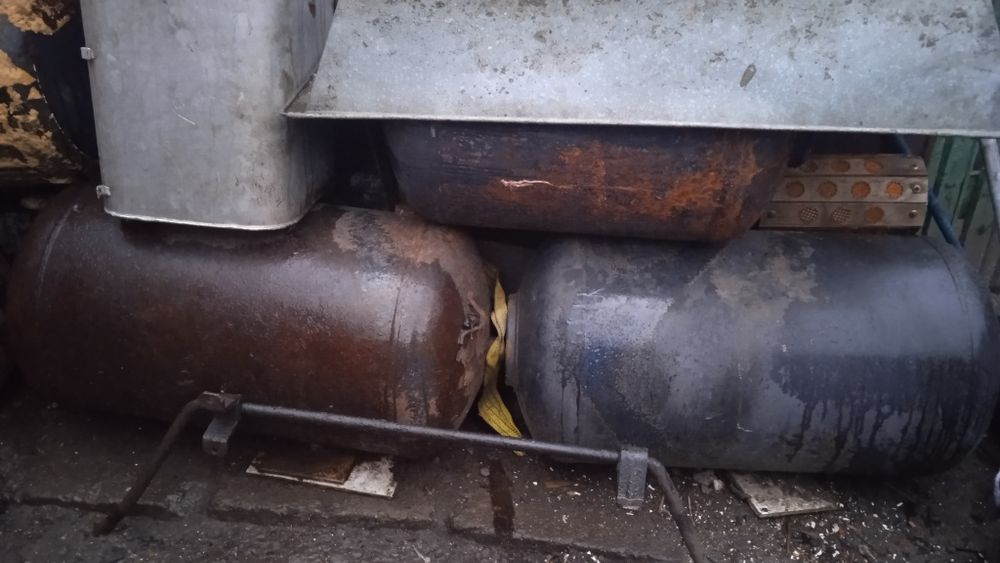 Бочки металеві від бойлерів