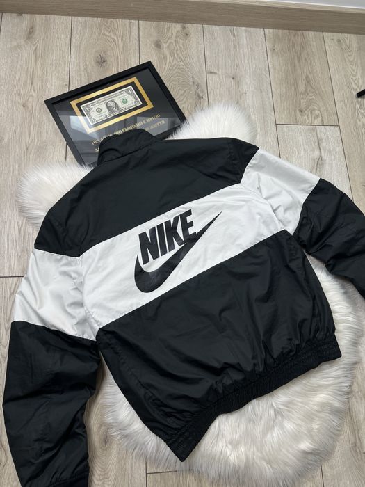 Оригинал Зимний пуховий-бомбер Nike Air SWOOSH NSW Jordan Bomber Alpha