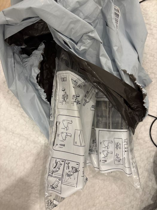 Besta Ikea - Gavetas e Porta Branca