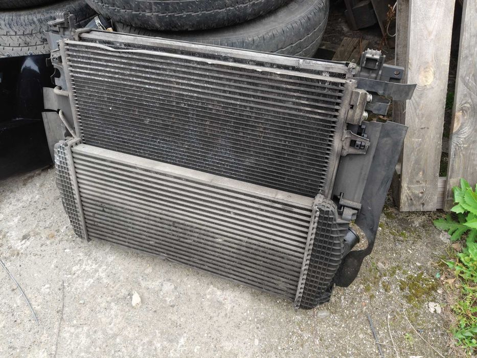 Chłodnice Komplet Voyager V 2,8 Crd  08-16r