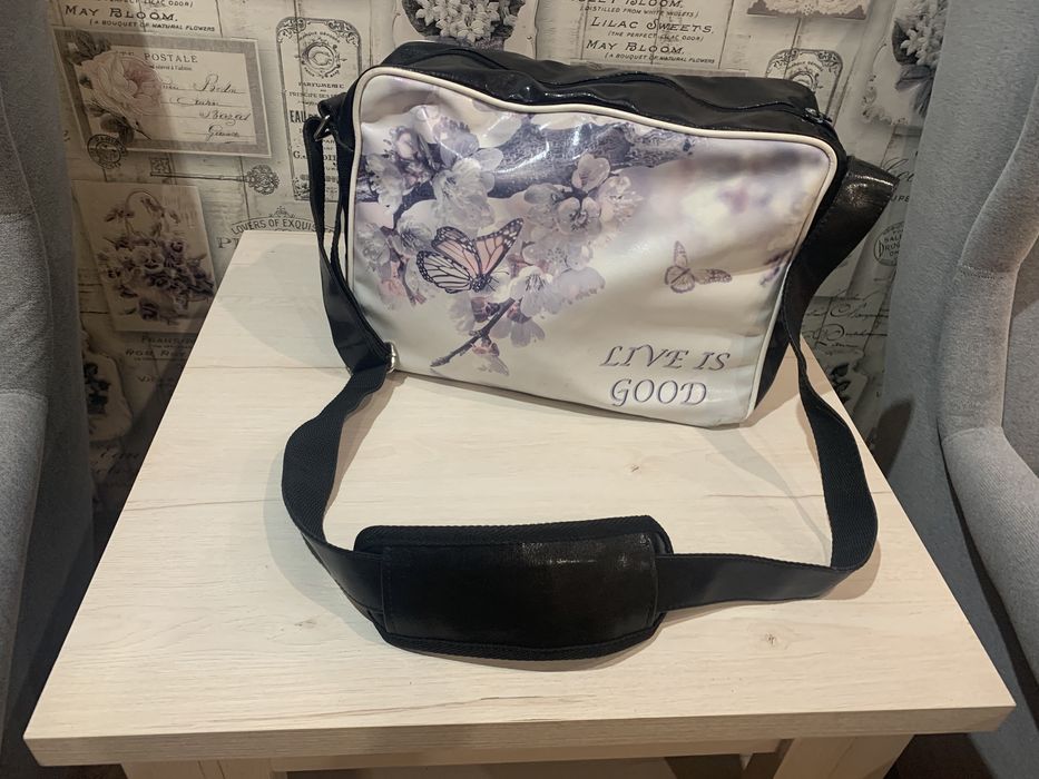 Torebka na ramie z nadrukiem