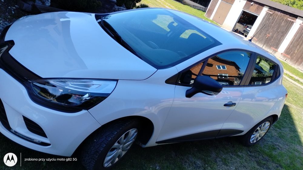 Renault Clio niski przebieg salon