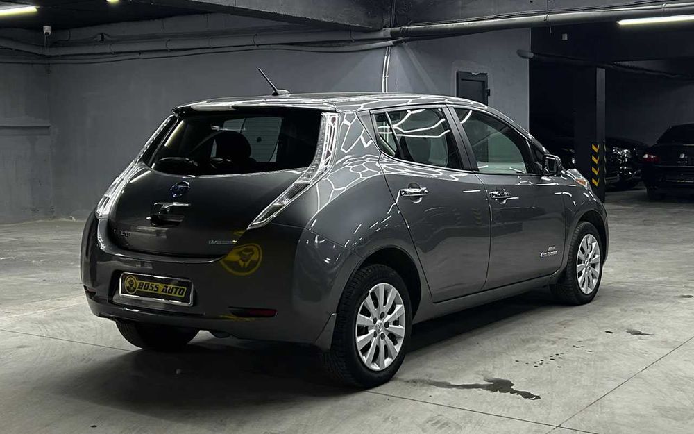 Nissan Leaf 2015