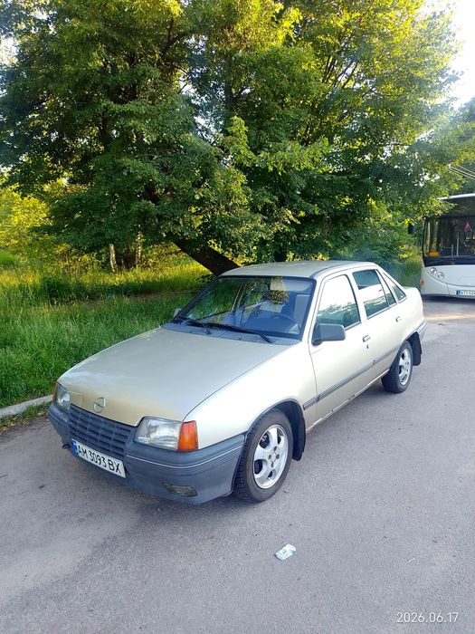 Opel kadet 1.3 від власника