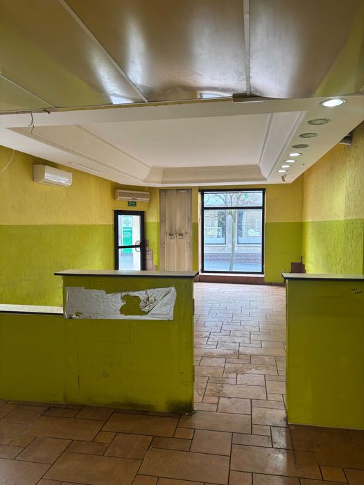 Lokal w ścisłym centrum Olesna