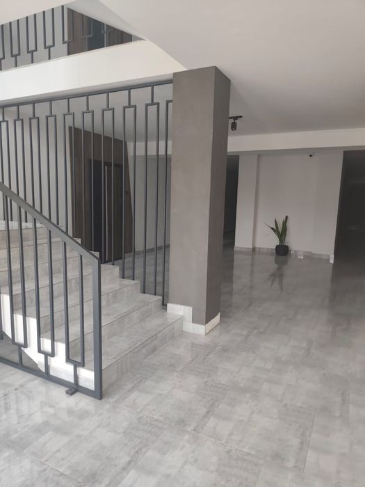 Продаж 3 к квартири , Вест таверс . Світло не вимикали