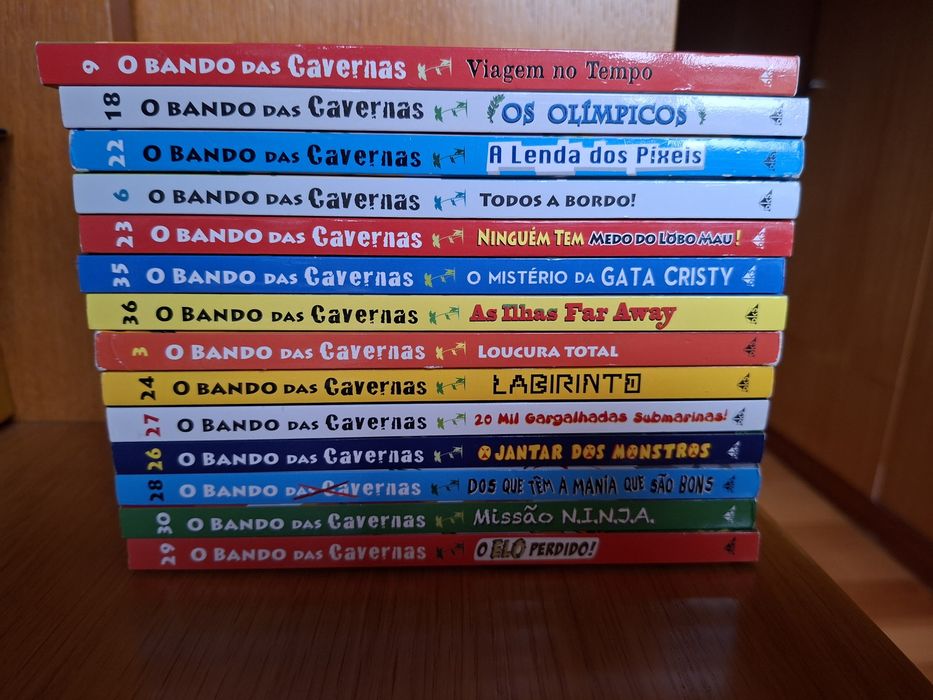 Bando das Cavernas-livros