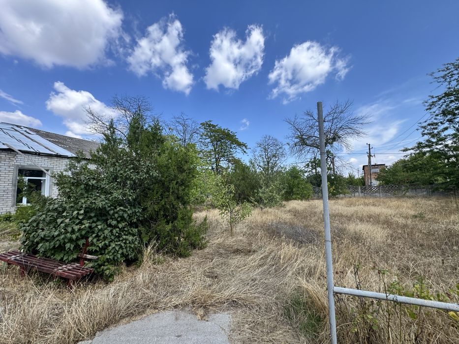 Продаж Адмінбудіілі з власною территорією м.Снігурівка Башт.  р-ну