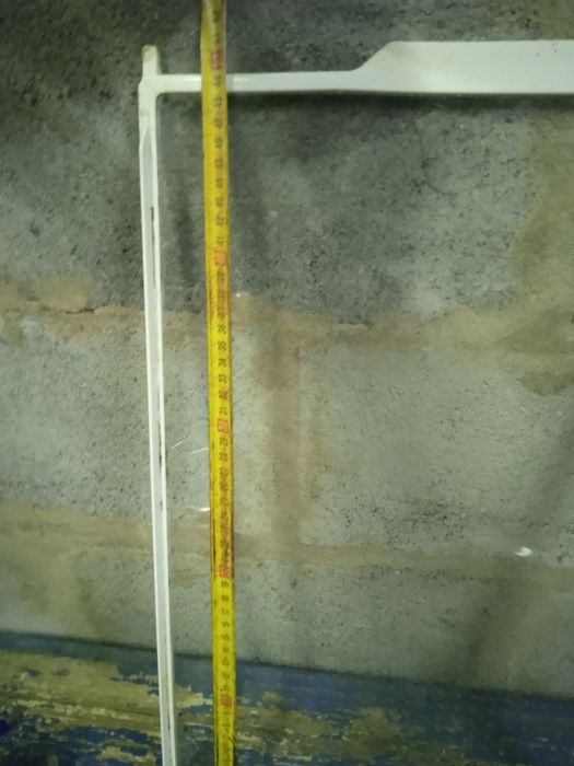 Поличка до холодильника  Арістон