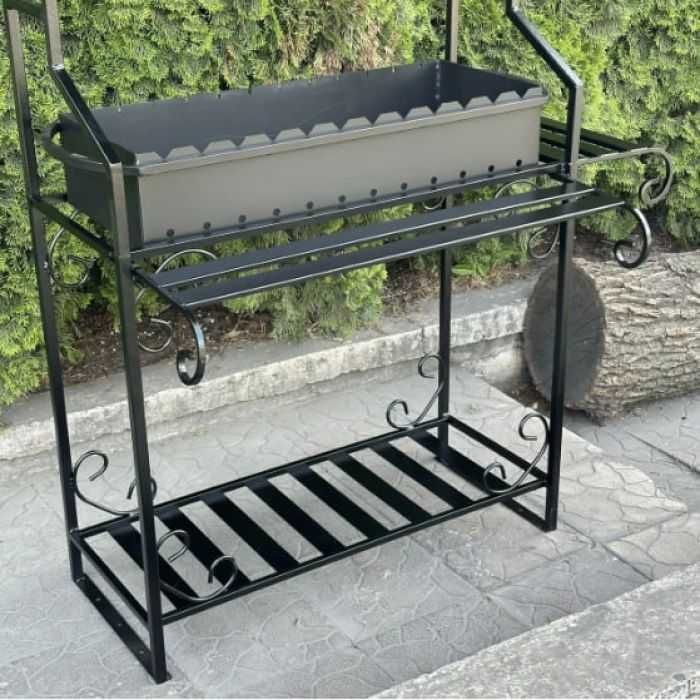 Надійний мангал з дахом на 12 шампурів