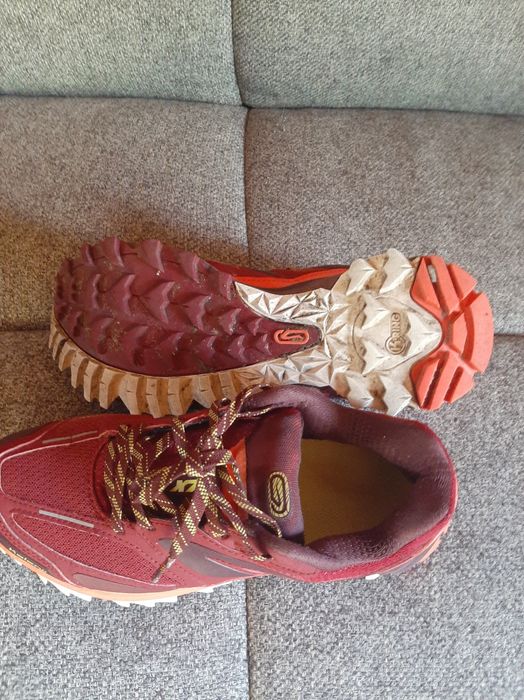 Buty do biegania damskie Kiprun Trail XT8W