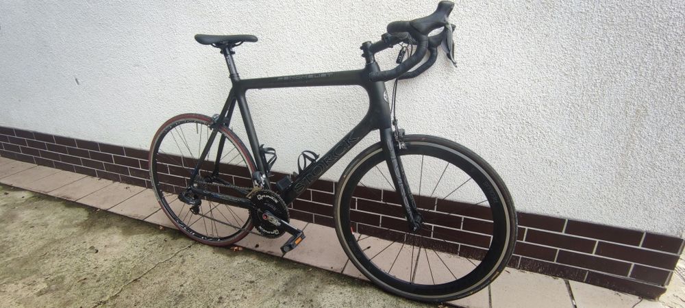 Rower szosowy Storck Full Carbon, lekki