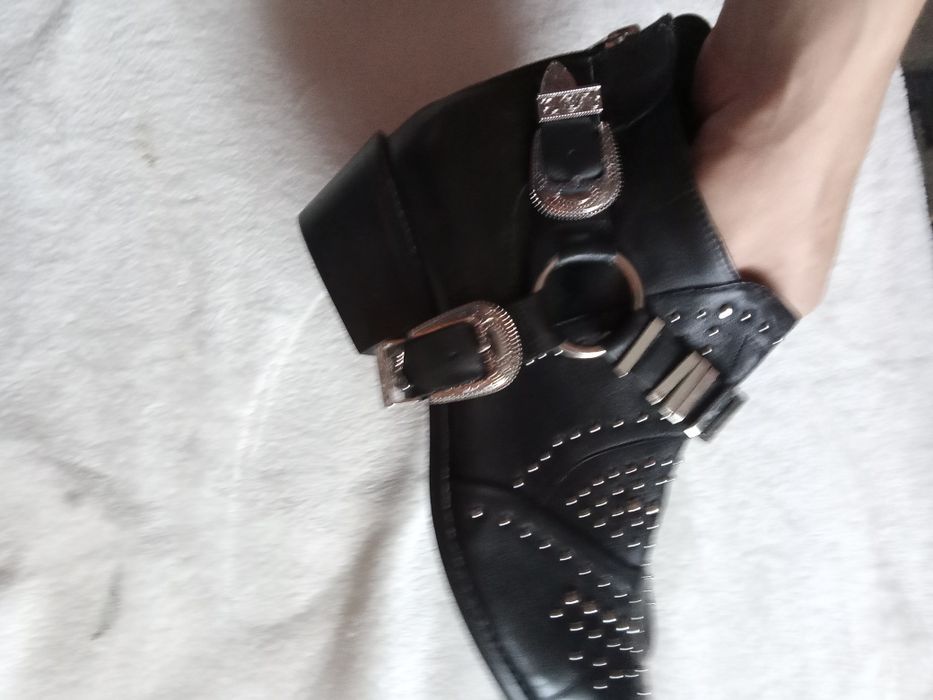 Nowe botki Reserved