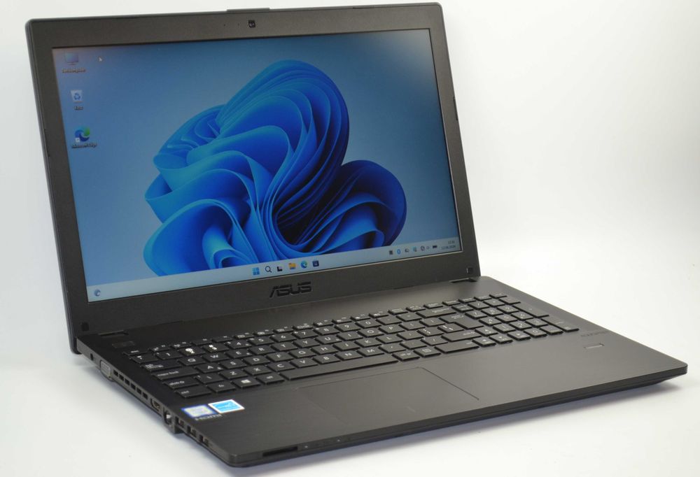 ASUS P2530U | i5-6200u | 8gb Ram | 256gb SSD | BAT3H | Win11