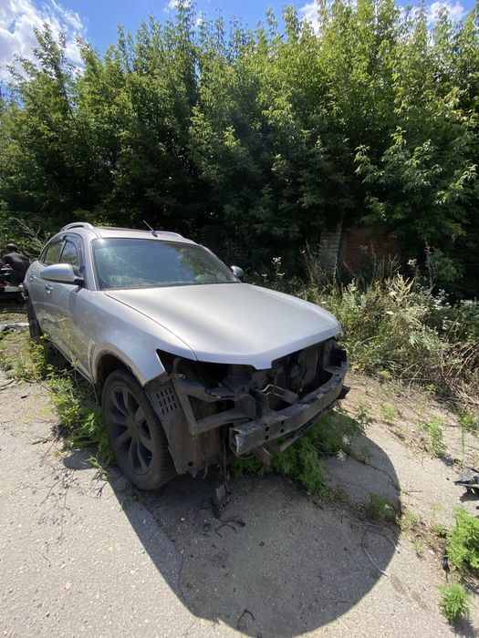 Капот Infiniti fx35 c50