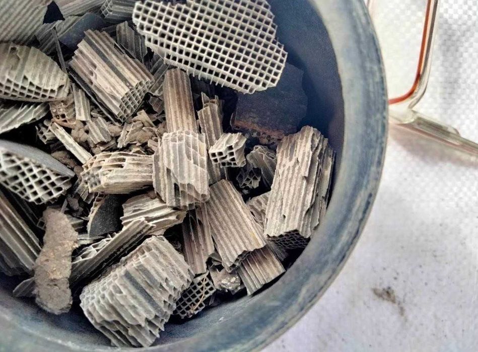 Куплю Каталізатори Викуп каталізаторів Продати каталізатор