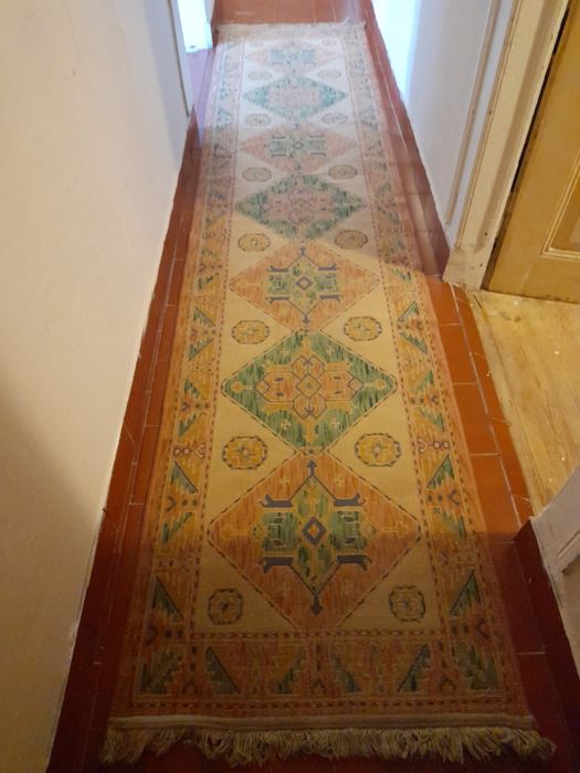 Used Wool Rug64740114282627121