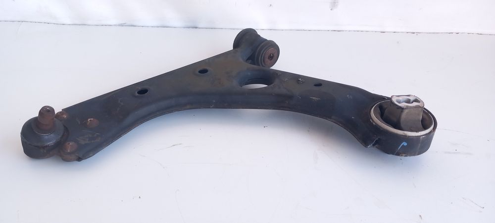 Braço de suspensão frente esquerdo PEUGEOT Bipper (AA_)