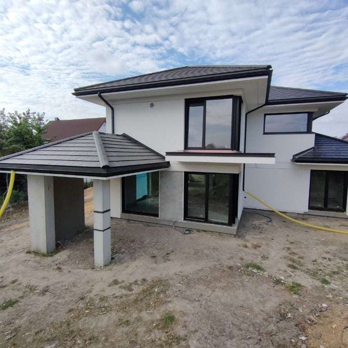 Usługi dekarskie - Naprawy dachów, kominów i obróbek