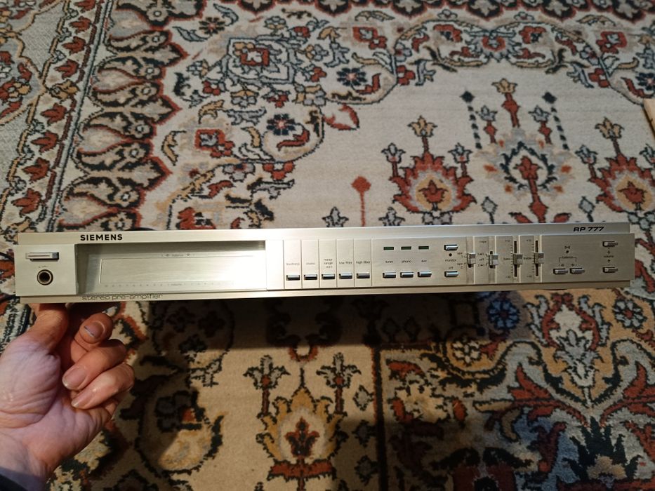 Продам предварительный усилитель  Simens 777