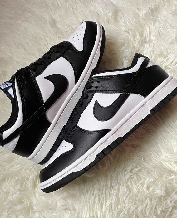 Buty Nike dunk czarno białe R.37.5
