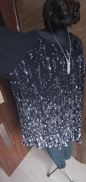 Piękna duza tunika 7-8xl  Ciso ,z halką