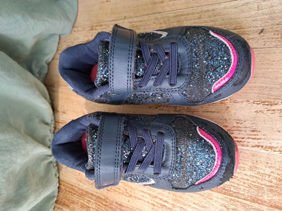 Sneakersy błyszczące Cupcake Cuture