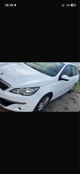 ** PEUGEOT 308 HdiBlue 1.6 2015 6 marchas **