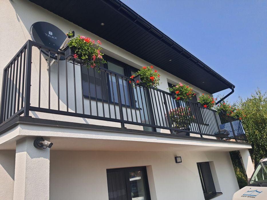 Balustrada balkonowa pionowa