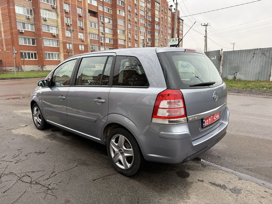 Opel Zafira з Німеччини 7 місць