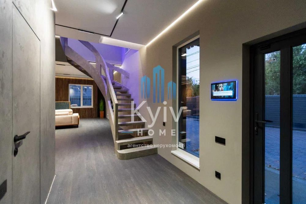 Продаж/ Новий Будинок 167 м2 / вул. Алімпія Галіка/ Славутич/ Київ